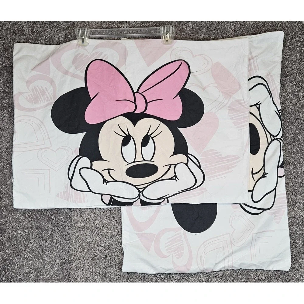 Minnie Mouse Duvet Cover With 2 Pillow Shams. 135cm x 200cm (XL FULL)